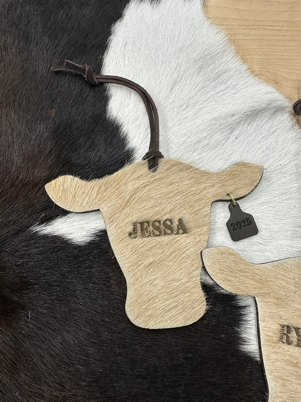 Cowhide Engraved Cow Ornament 2025 - Western Ranch Christmas Decor - Cattle Tag Gift - Rustic Farmhouse Holiday Keepsake