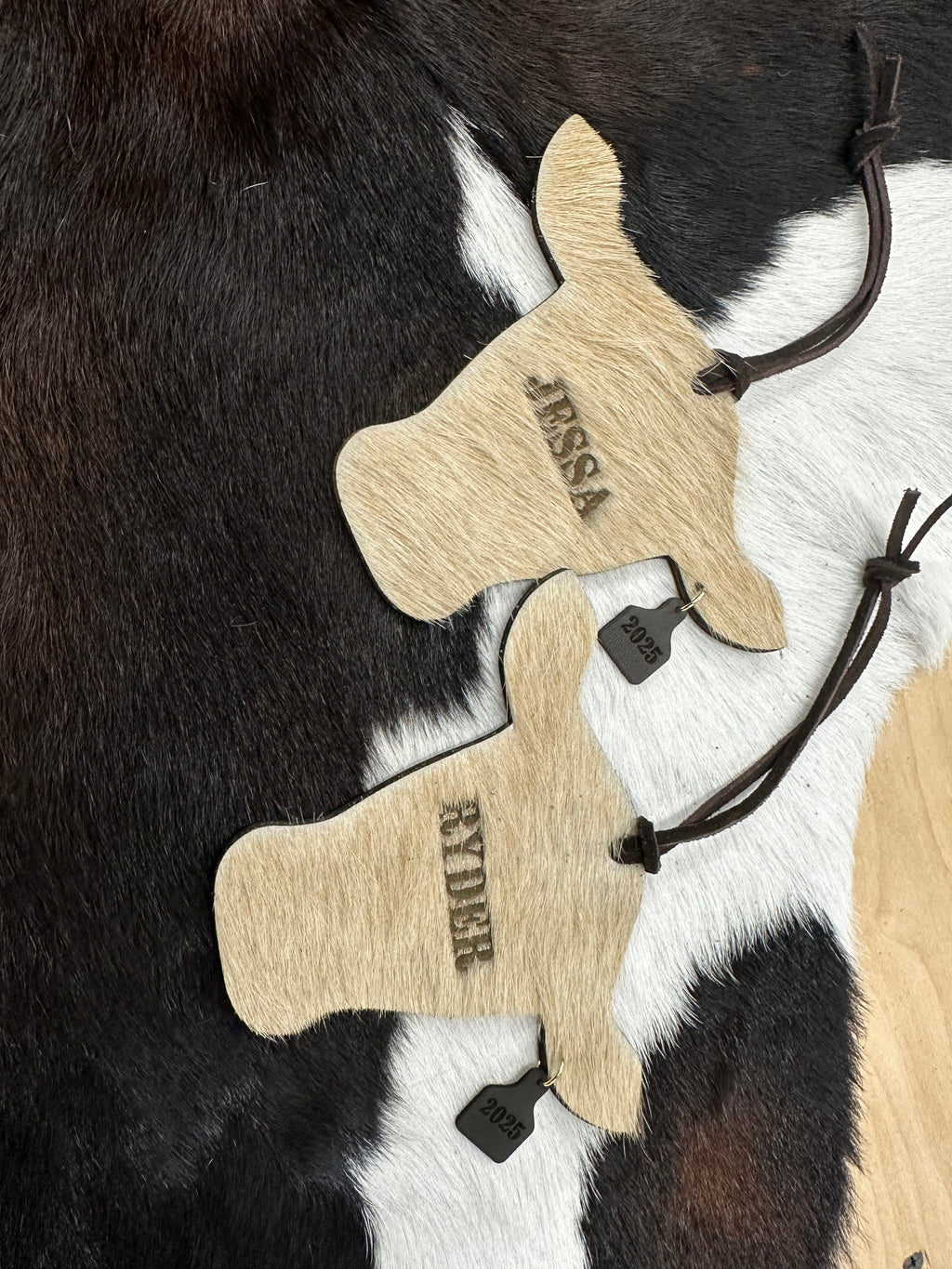 Cowhide Engraved Cow Ornament 2025 - Western Ranch Christmas Decor - Cattle Tag Gift - Rustic Farmhouse Holiday Keepsake