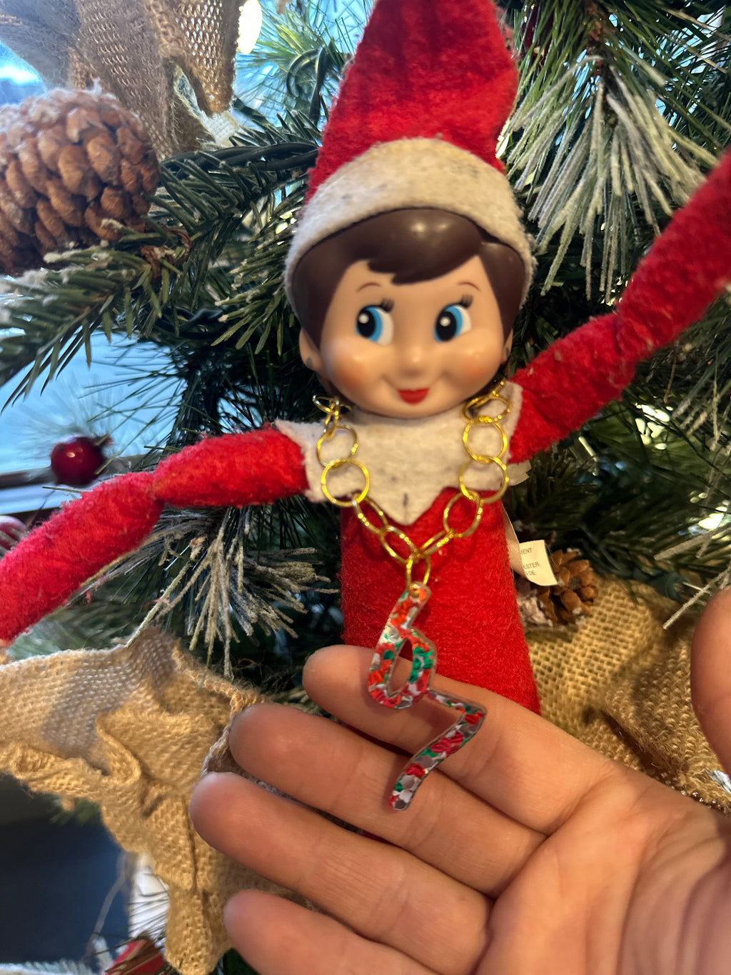 Elf on Shelf necklace viral 67