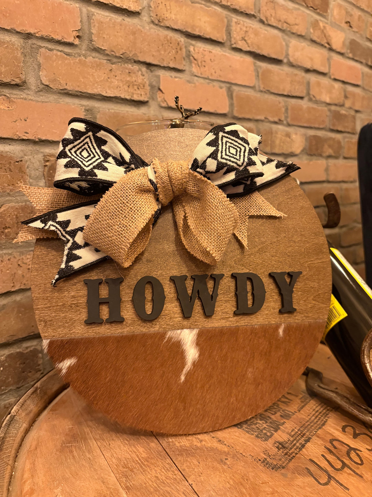 Rustic Circle. Sign Howdy Circle Sign - Rustic Cowhide Western Wall Decor – Full Circle ...
